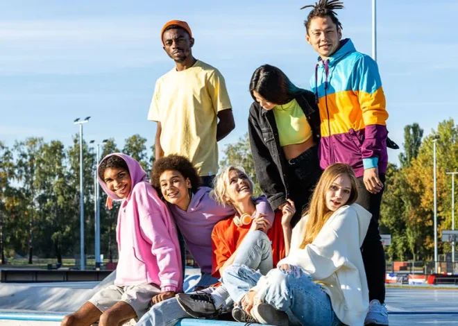 Relaxed Streetwear Trends for Comfortable Fashion Statements