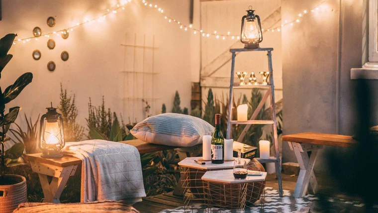 Indoor Lighting Tips for Warmer Home Atmosphere