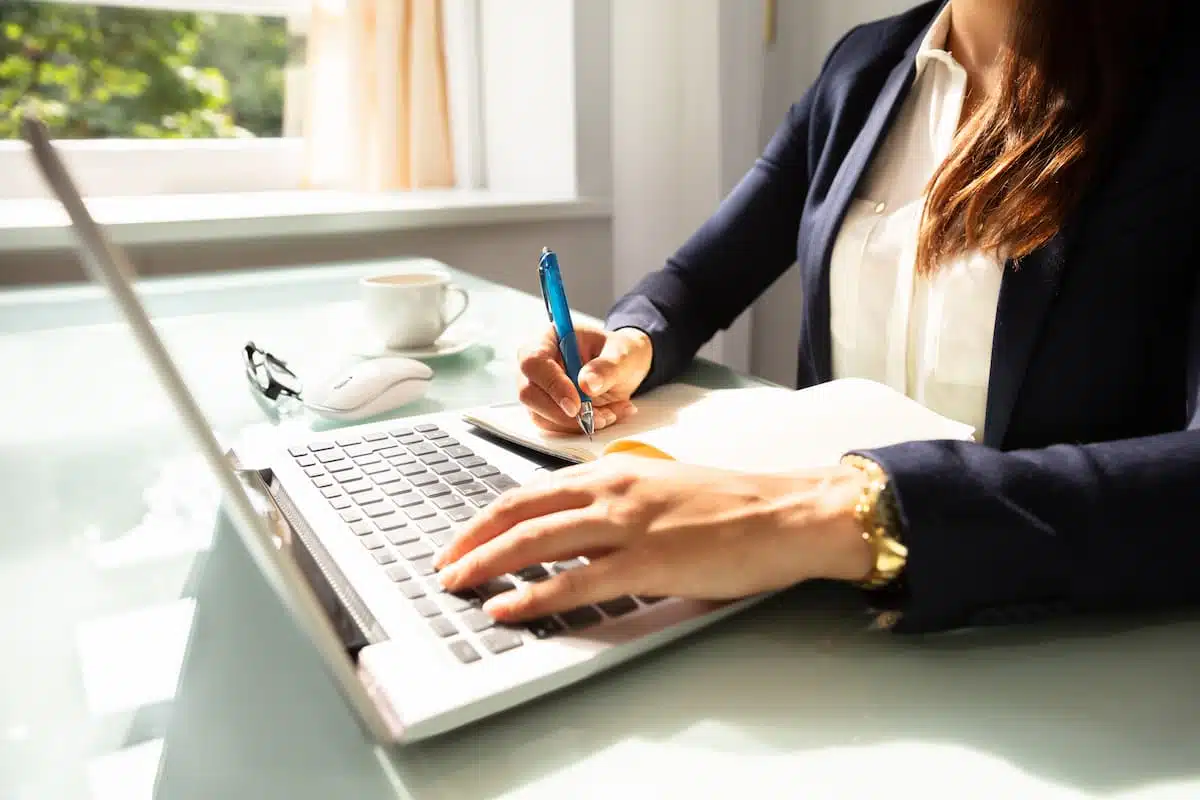 Exploring Marketing Psychology for Persuasive Copywriting Success